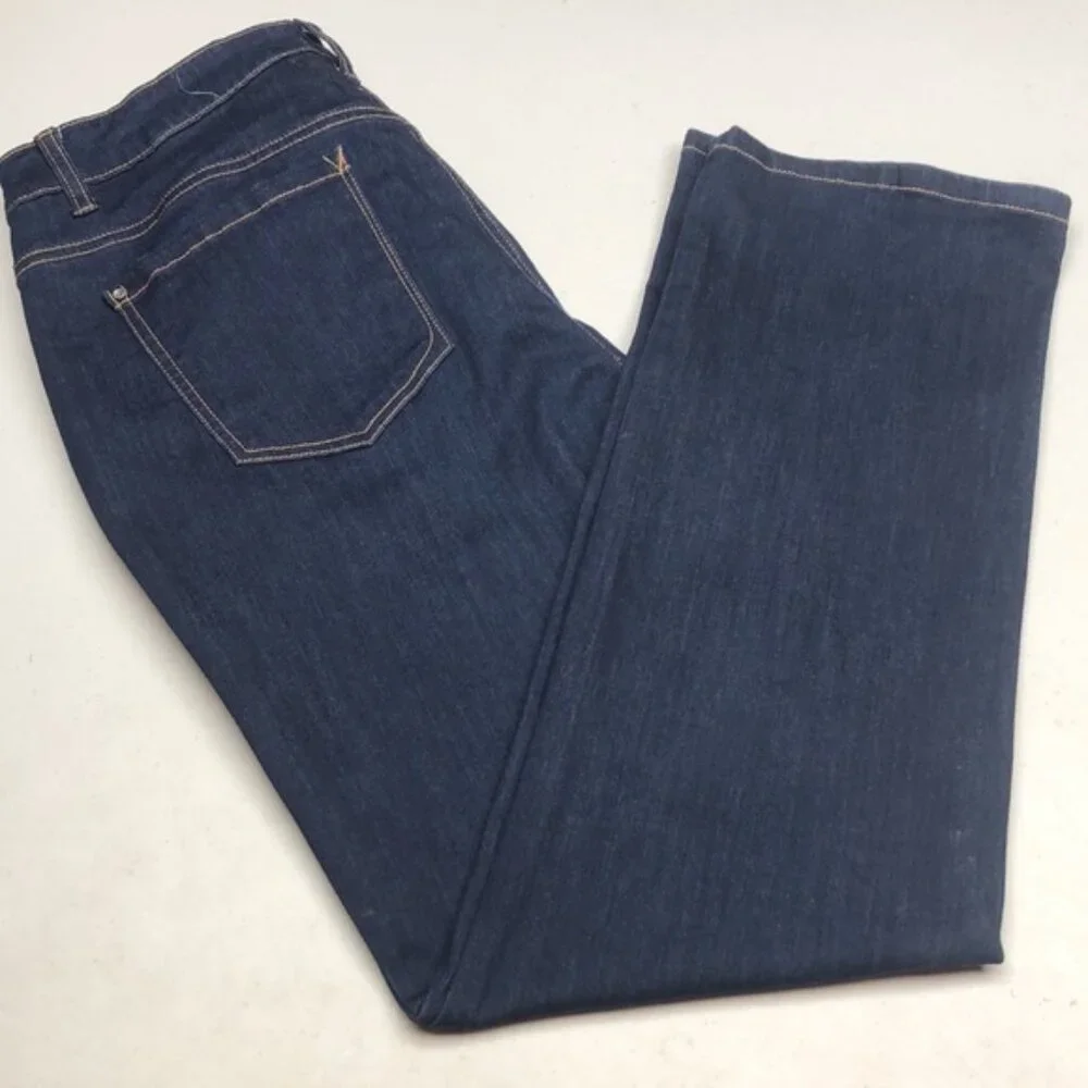 LIKE NEW PREMIUM SANTANA WIDE STRAIGHT FIT JEANS 14/32x32 ⭐️